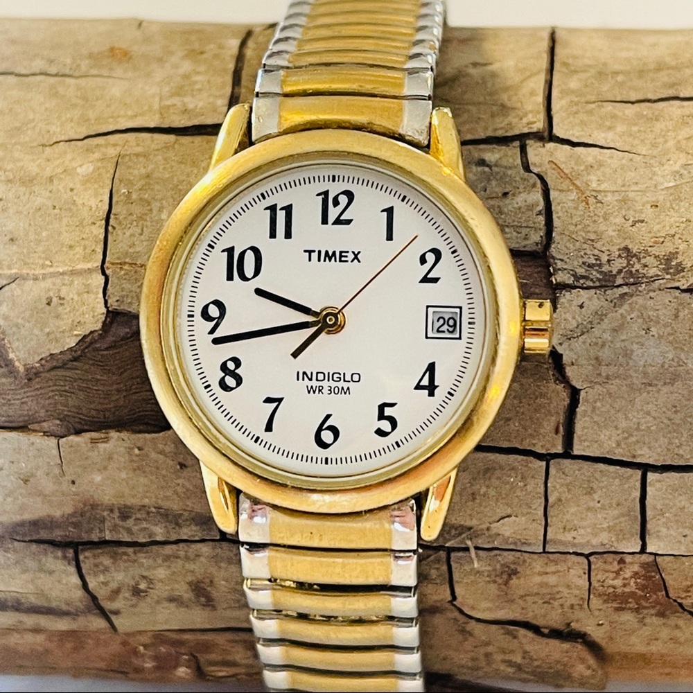 Timex Easy Reader 25mm Bracelet Watch